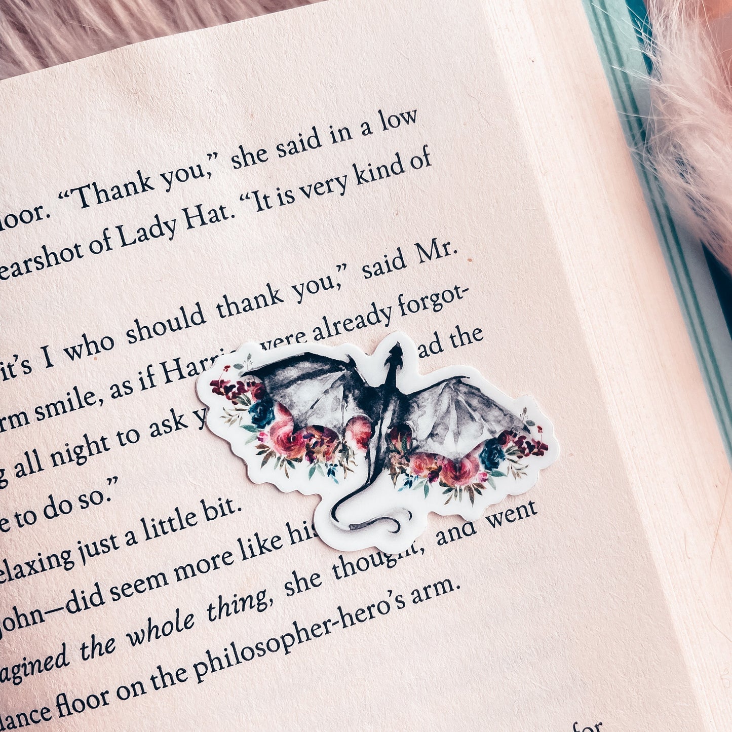 Black Dragon Floral Vinyl Sticker, Dragon in the Wildflowers Sticker for Fantasy Reader, Waterproof Kindle Sticker