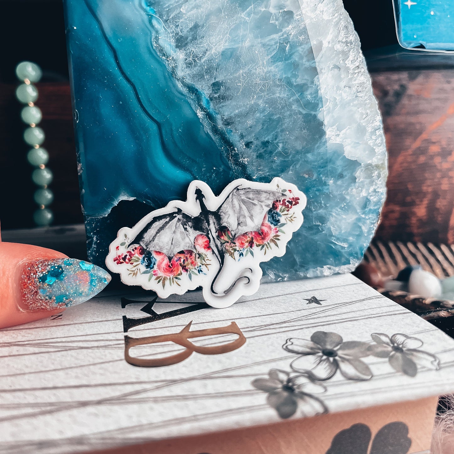 Black Dragon Floral Vinyl Sticker, Dragon in the Wildflowers Sticker for Fantasy Reader, Waterproof Kindle Sticker