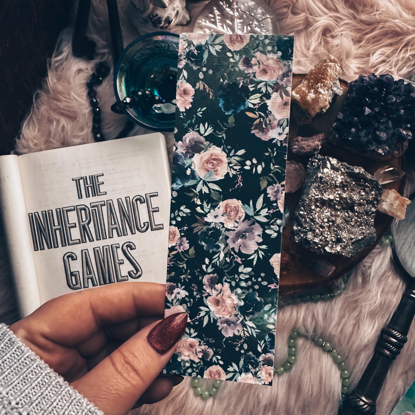 Flowers Bookmark, Gift for Reader Girly Bookmarks, Cozy Romance Reader Gift for Her, Moody Blooms Gift for Sister Linen Pretty Girl Gift