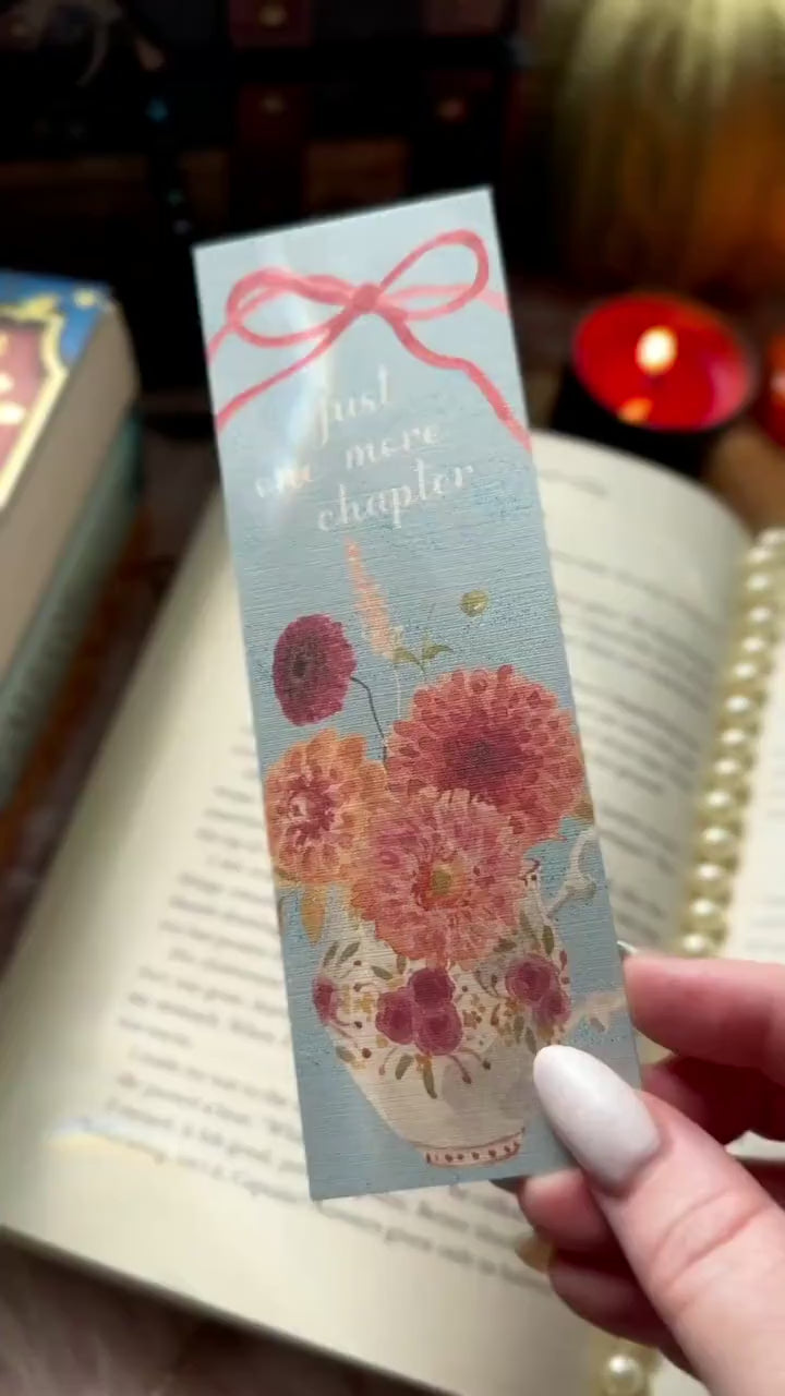 Just One More Chapter Bow Bookmark, Floral Autumn Girly Best Friend Gift, Soft Fall Watercolor